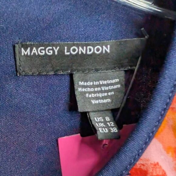 Maggy London 8 Pink Floral Dress Fit & Flare Career Office Event Vacation Travel - Picture 9 of 9